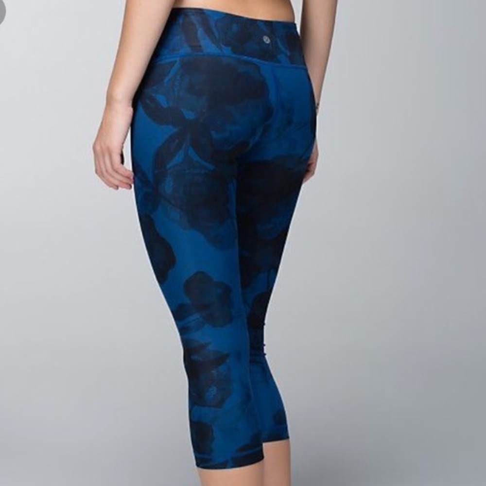 Lululemon cropped leggings